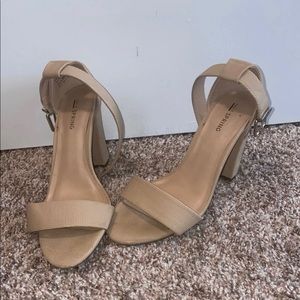 Nude chunky heels